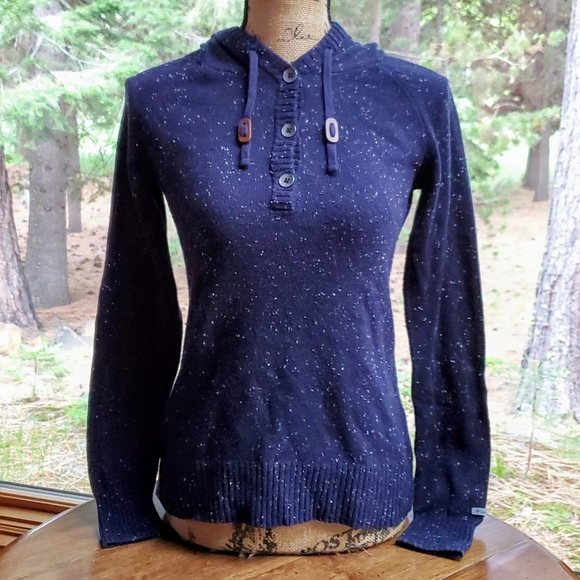 Columbia Sportswear Lightweight Hoodie Sweater - Picture 2 of 6